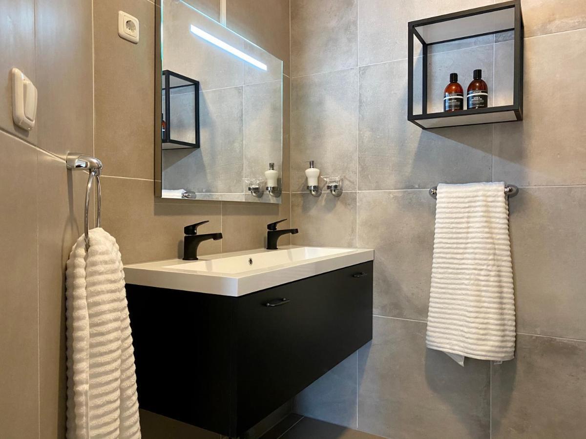 Het Hoekje - 2 Bedroom Family Friendly City Home Groningen Kültér fotó
